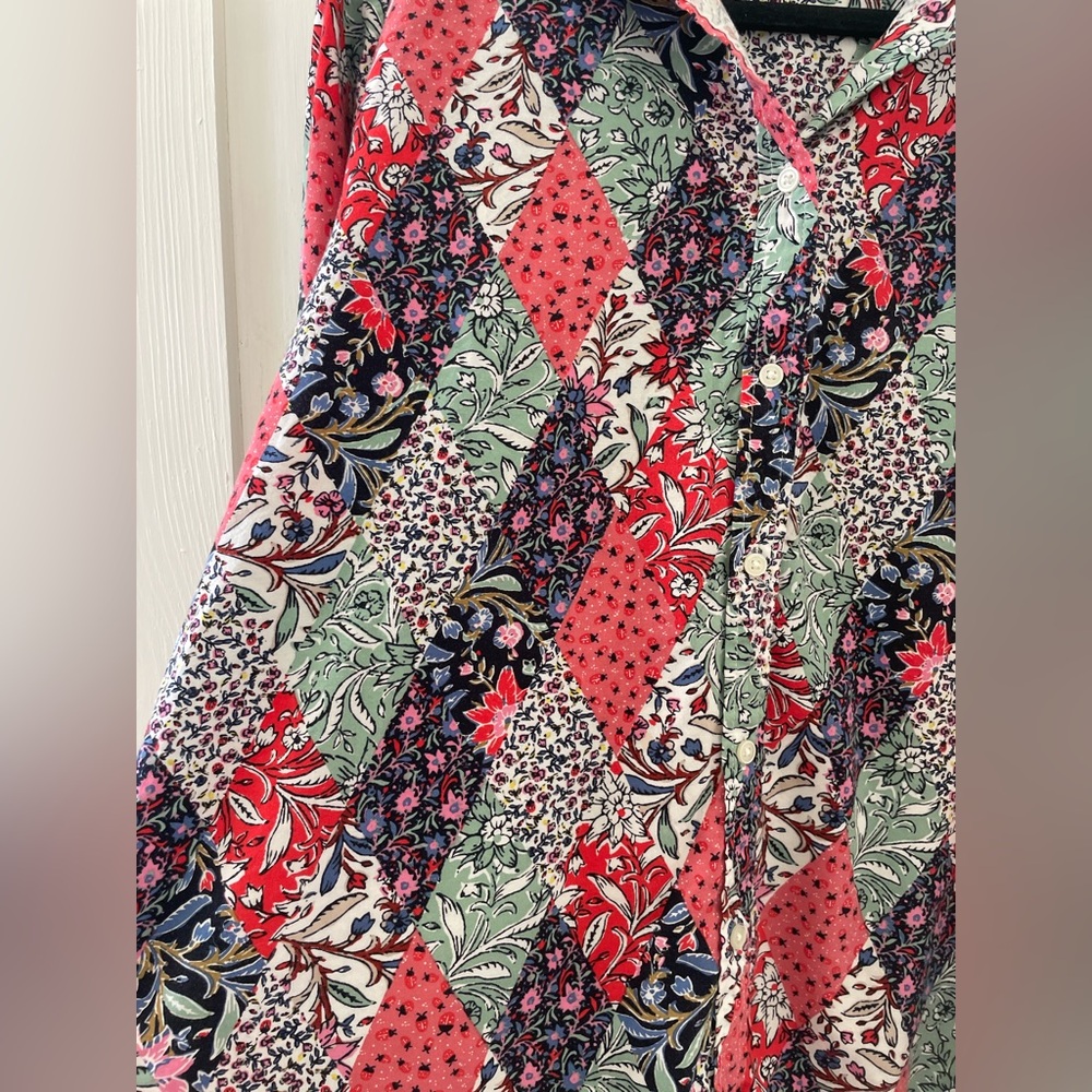 LOFT Women's Patchwork Floral Print Button Down T… - image 3